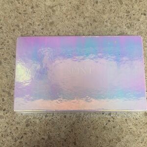 Iridescent Makeup Palette used